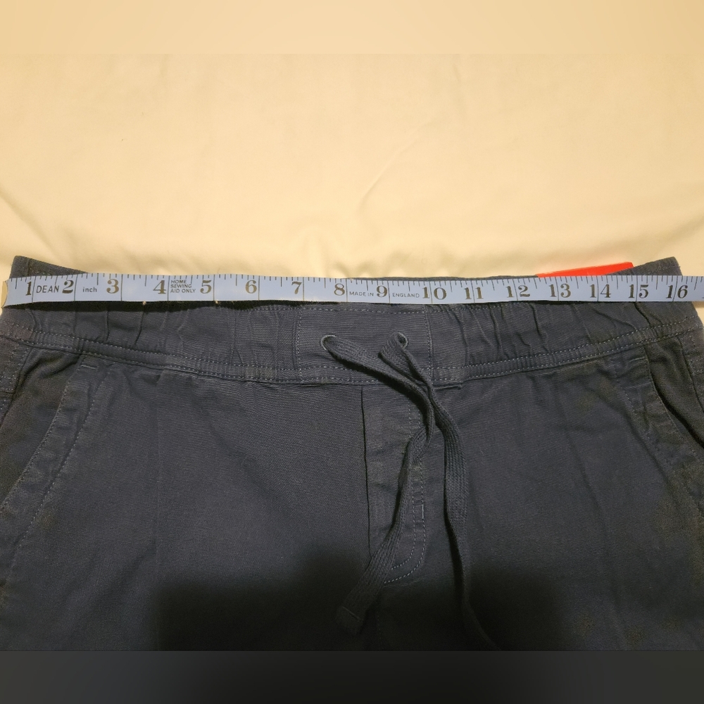 Women's Northface Navy Capris. NWT. - Picture 6 of 7